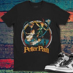 Peter Pan Group London Flyin Graphic Disney Unisex Gift T-Shirt